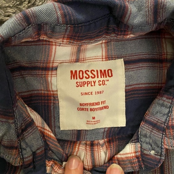 MOSSIMO SUPPLY CO Women’s Button Up Flannel Shirt - Picture 5 of 11